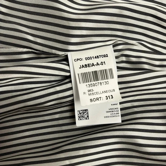 Hugo Boss Jaseia Virgin Wool Blazer Size 12 Navy Single Breasted Business NWT - Picture 7 of 16